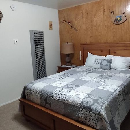 Mokee Motel Блафф Екстер'єр фото