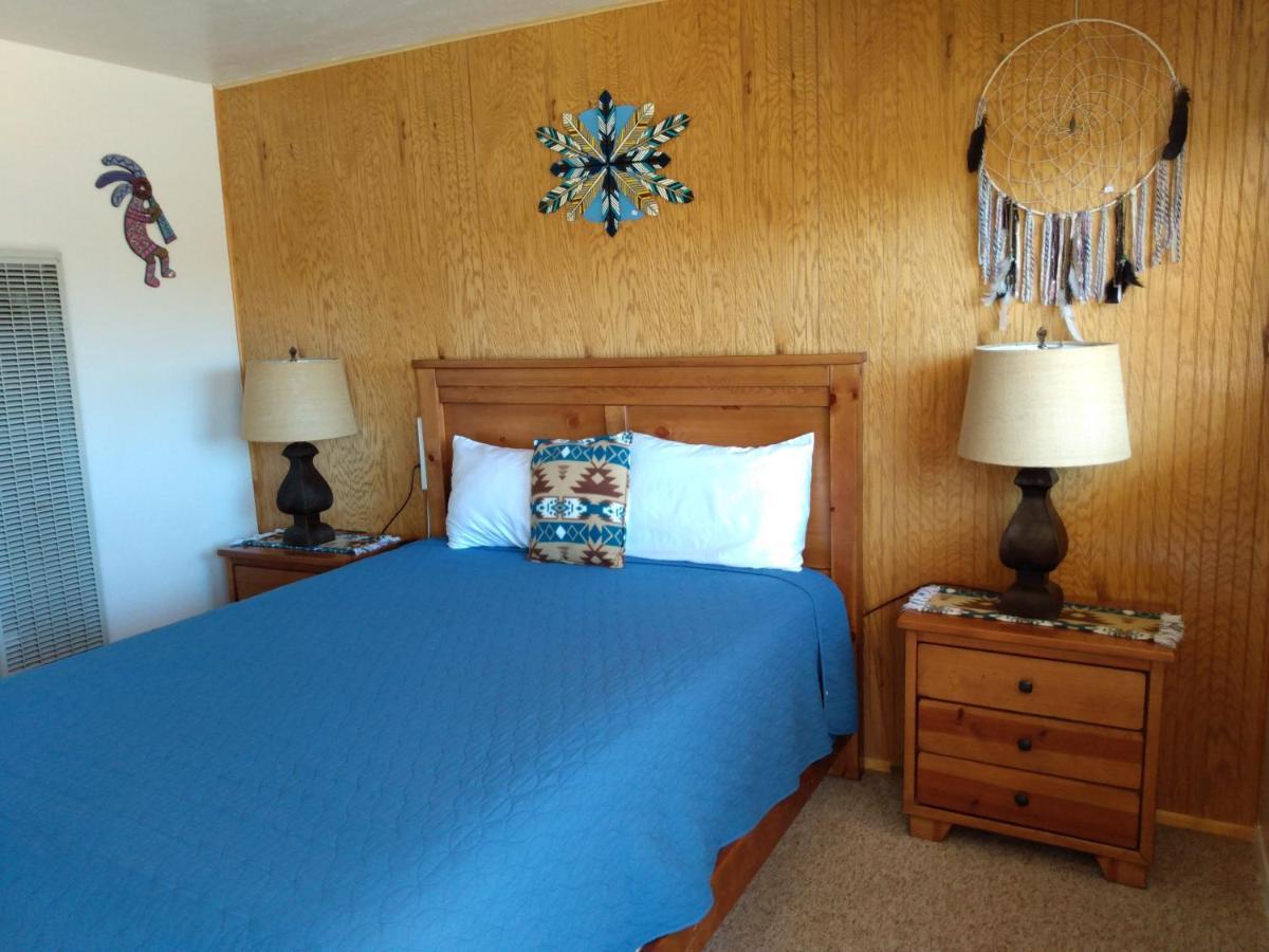 Mokee Motel Блафф Екстер'єр фото